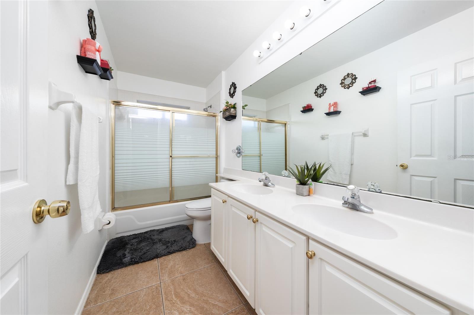 WOODBRIDGE AT MEADOW WOODS - Residential