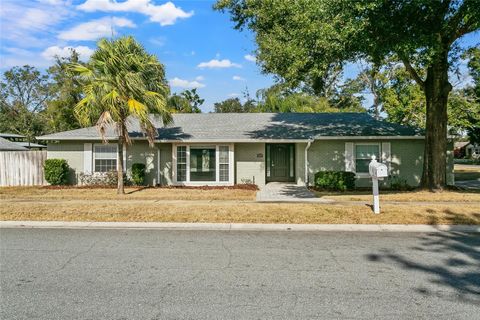 A home in LONGWOOD