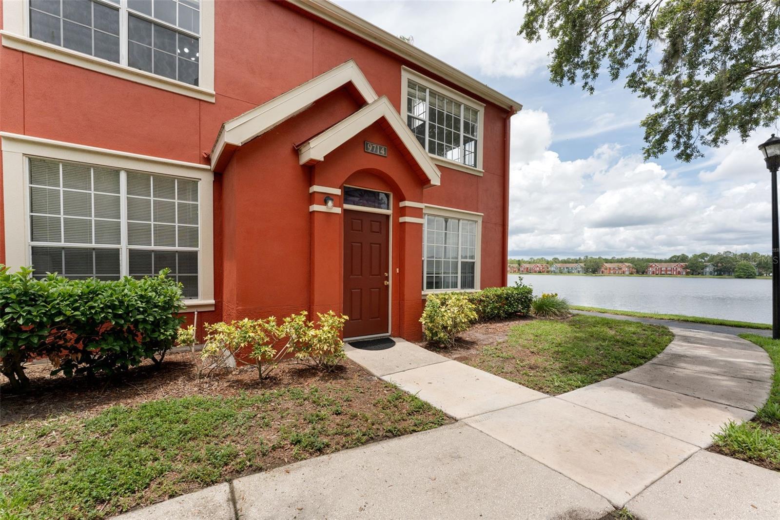 LAKE CHASE CONDO - Residential