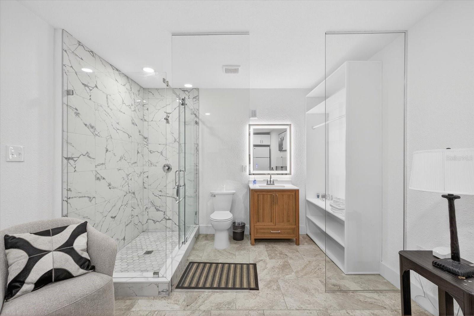 CASA LOMA SUB - Residential