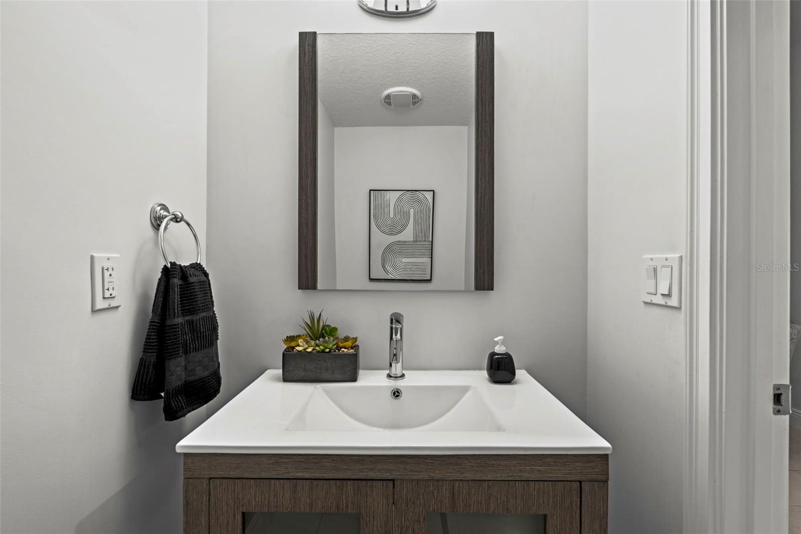 VILLAS AT DATE PALM - Residential