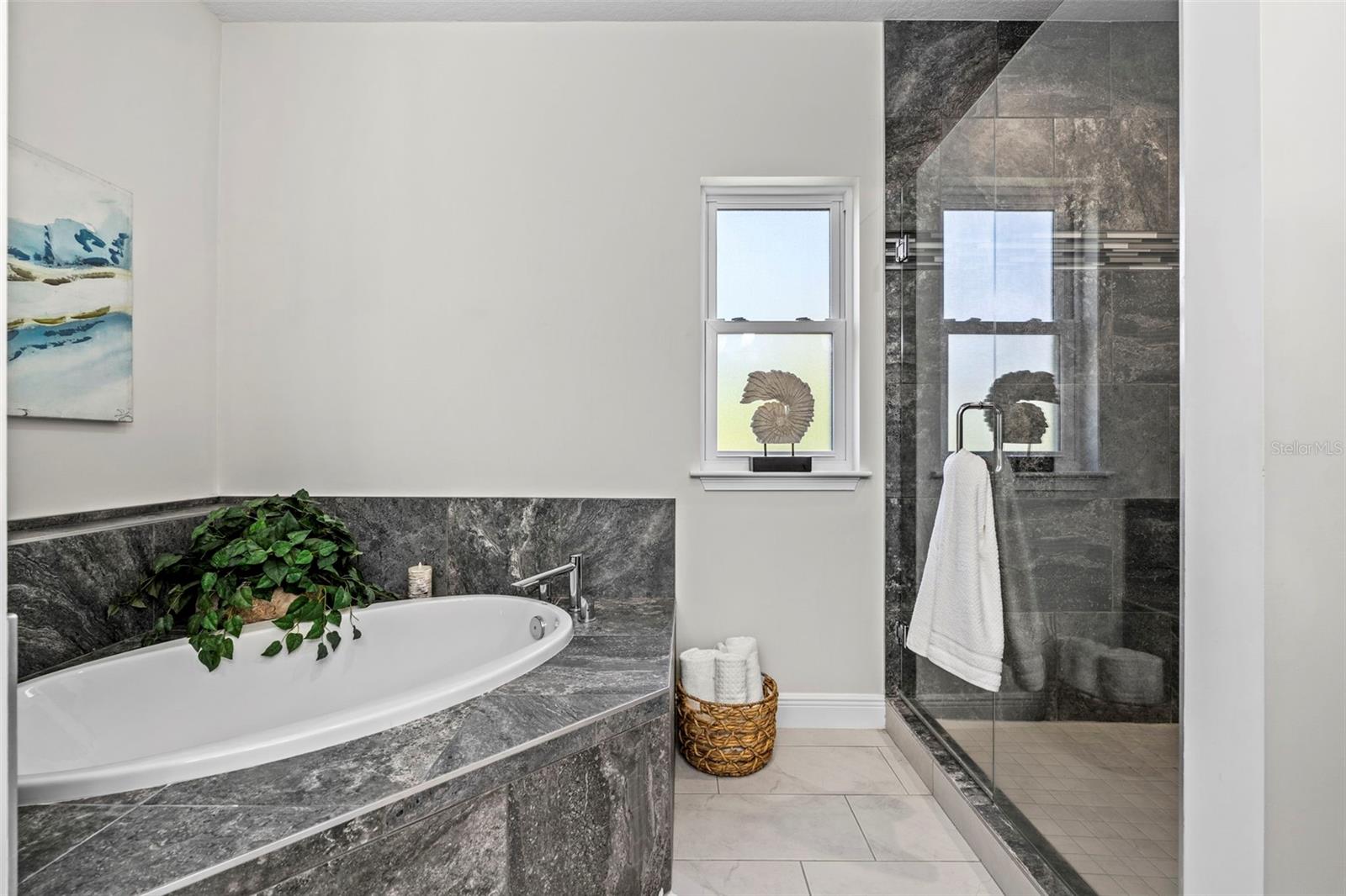 VILLAS AT DATE PALM - Residential