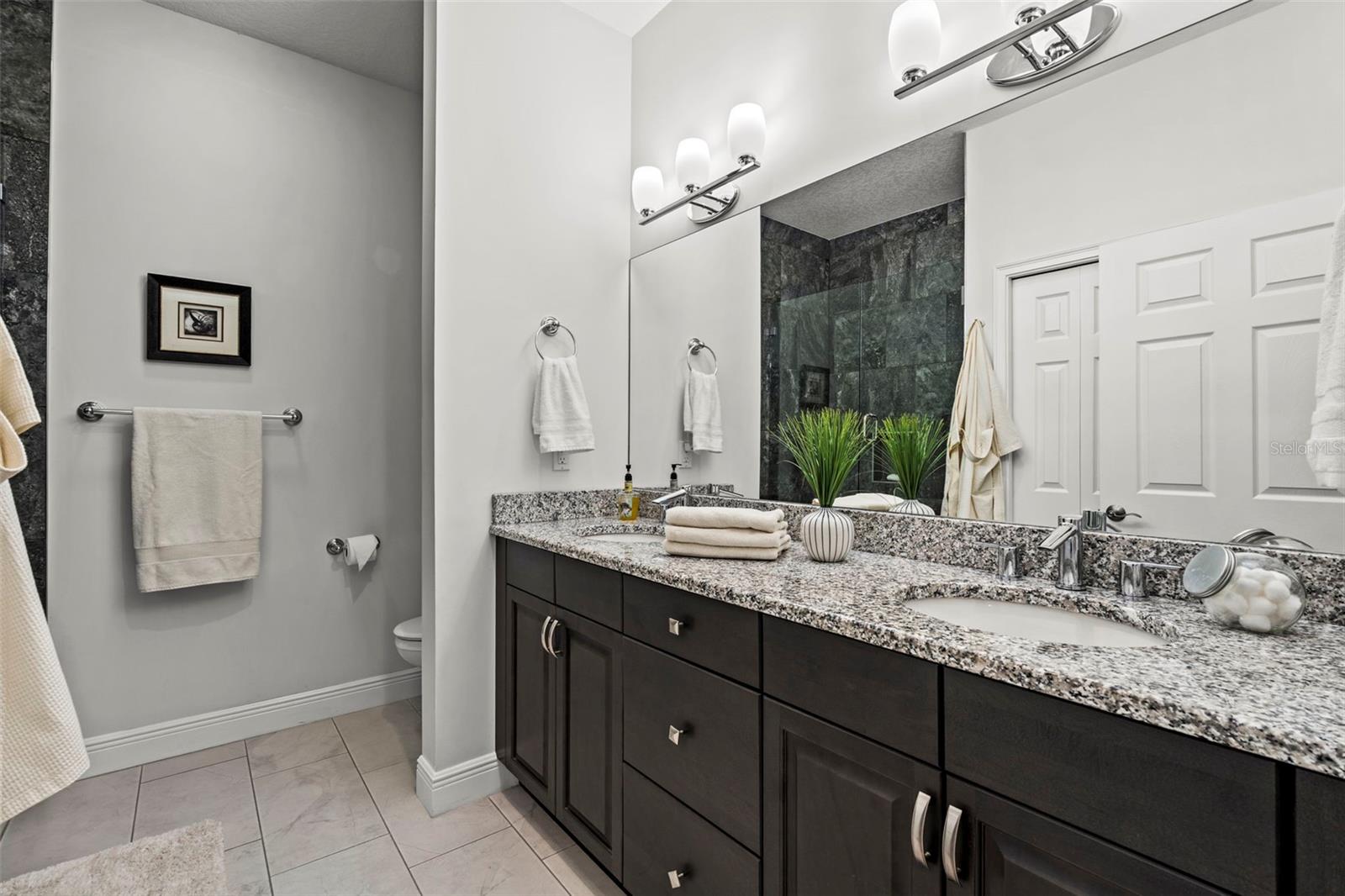 VILLAS AT DATE PALM - Residential