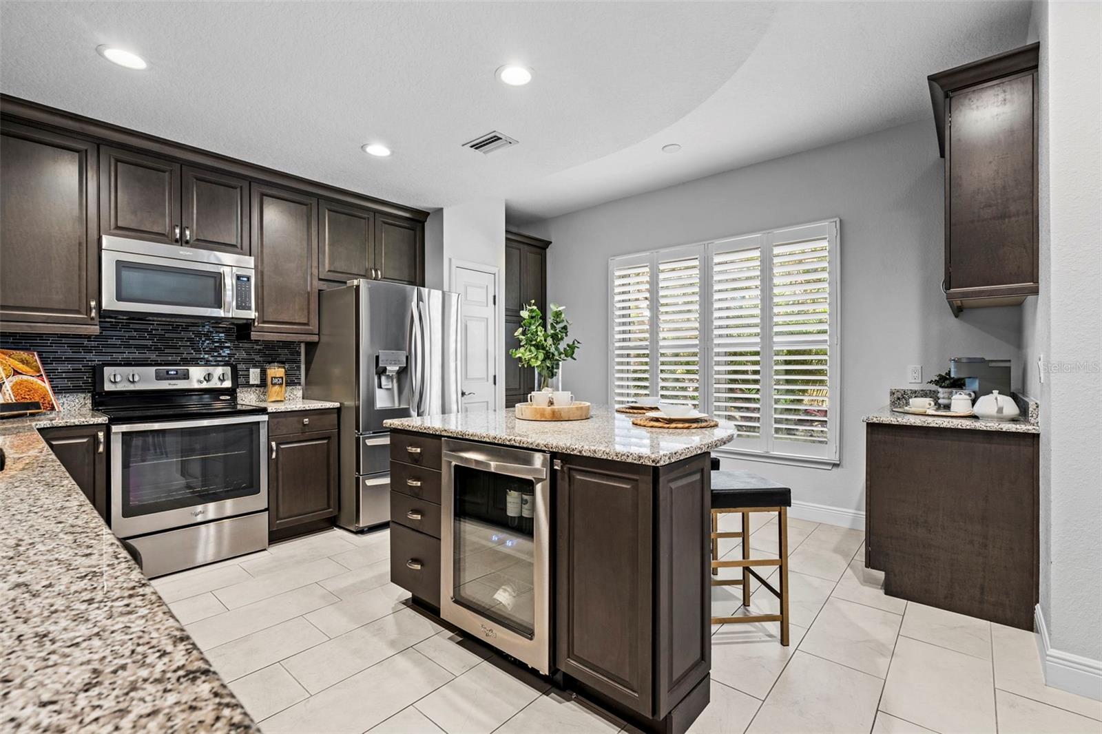 VILLAS AT DATE PALM - Residential