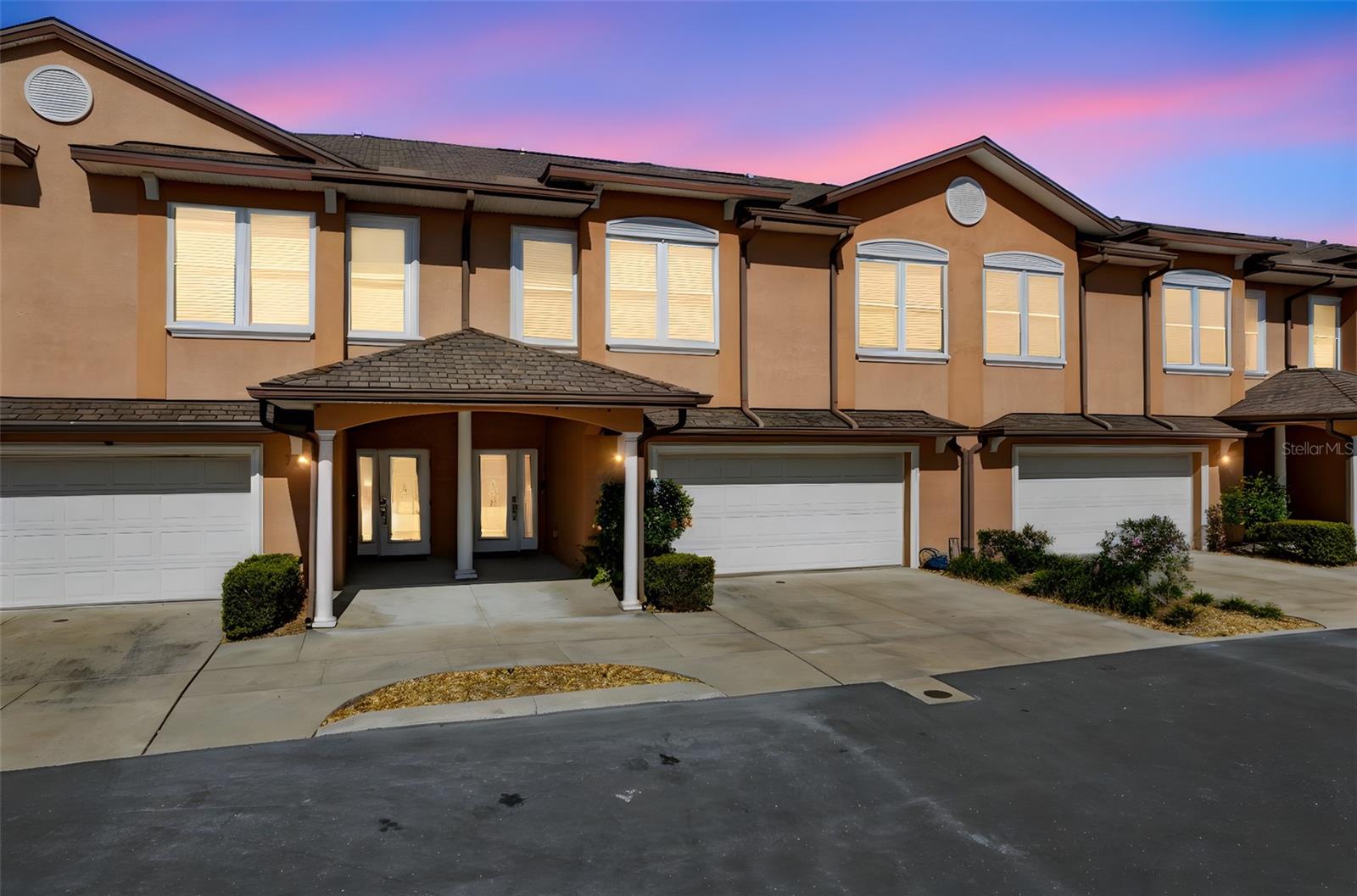 VILLAS AT DATE PALM - Residential