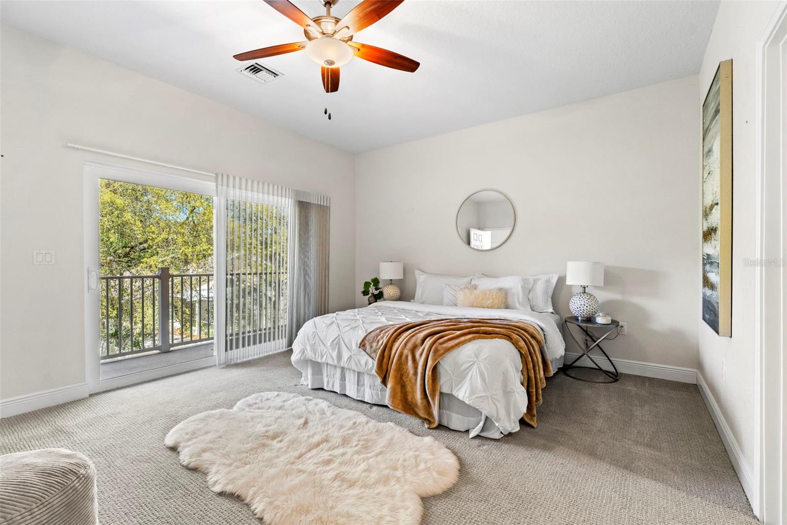 VILLAS AT DATE PALM - Residential