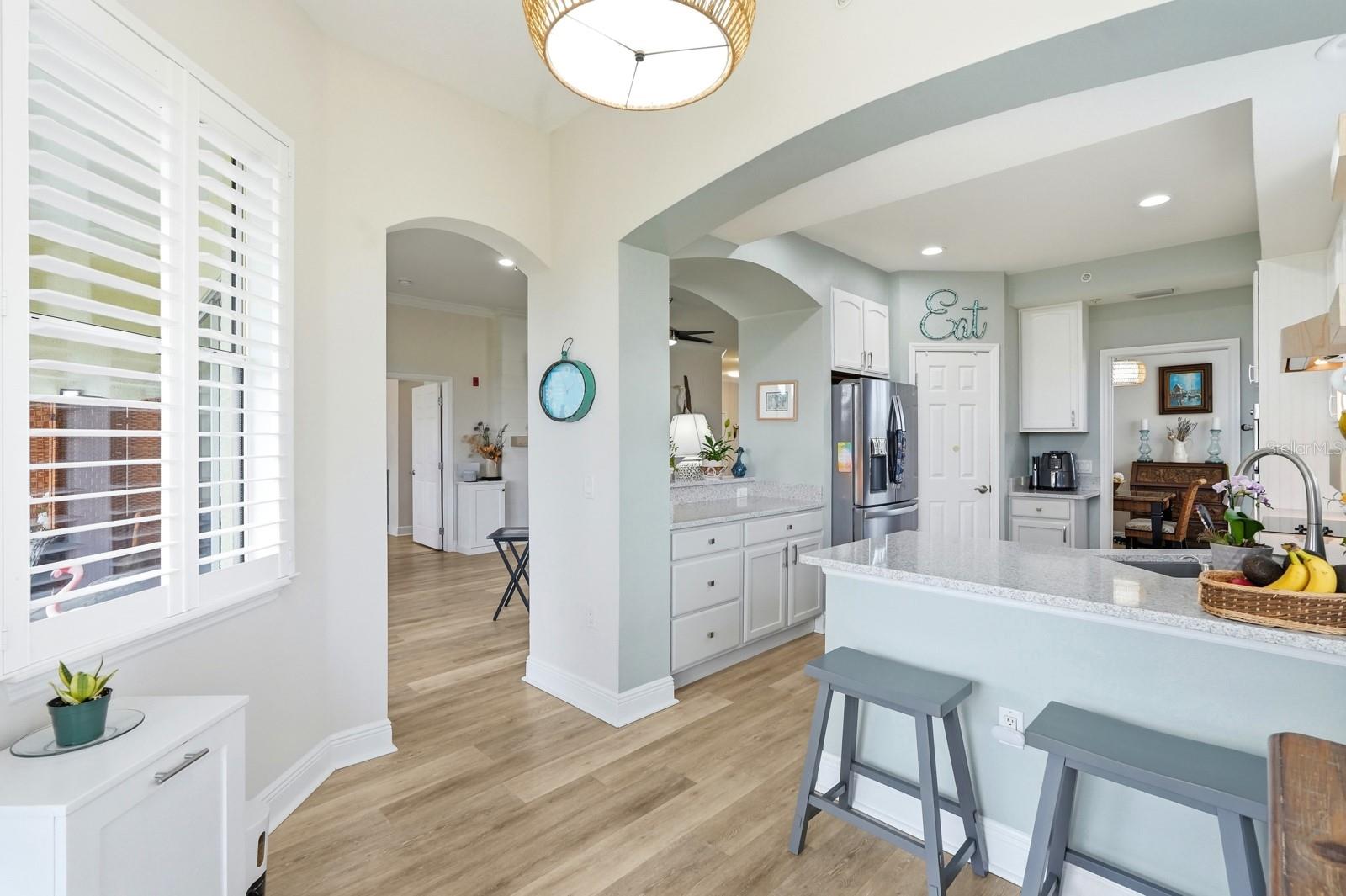 RIVERVIEW CONDOS/GRAND HAVEN - Residential