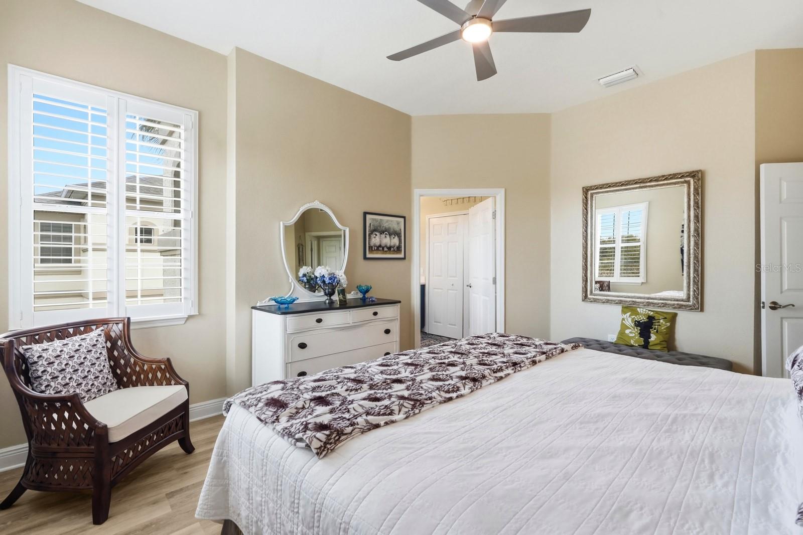 RIVERVIEW CONDOS/GRAND HAVEN - Residential