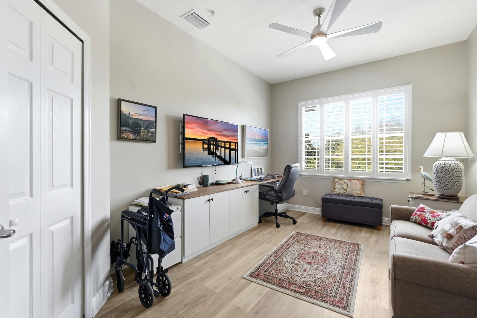 RIVERVIEW CONDOS/GRAND HAVEN - Residential