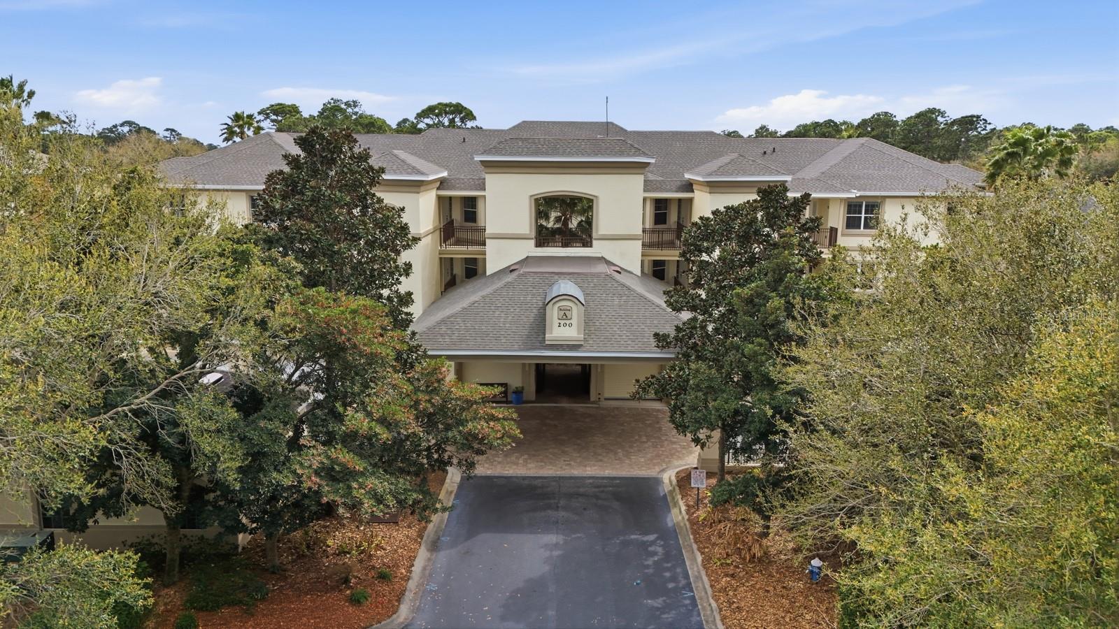 RIVERVIEW CONDOS/GRAND HAVEN - Residential