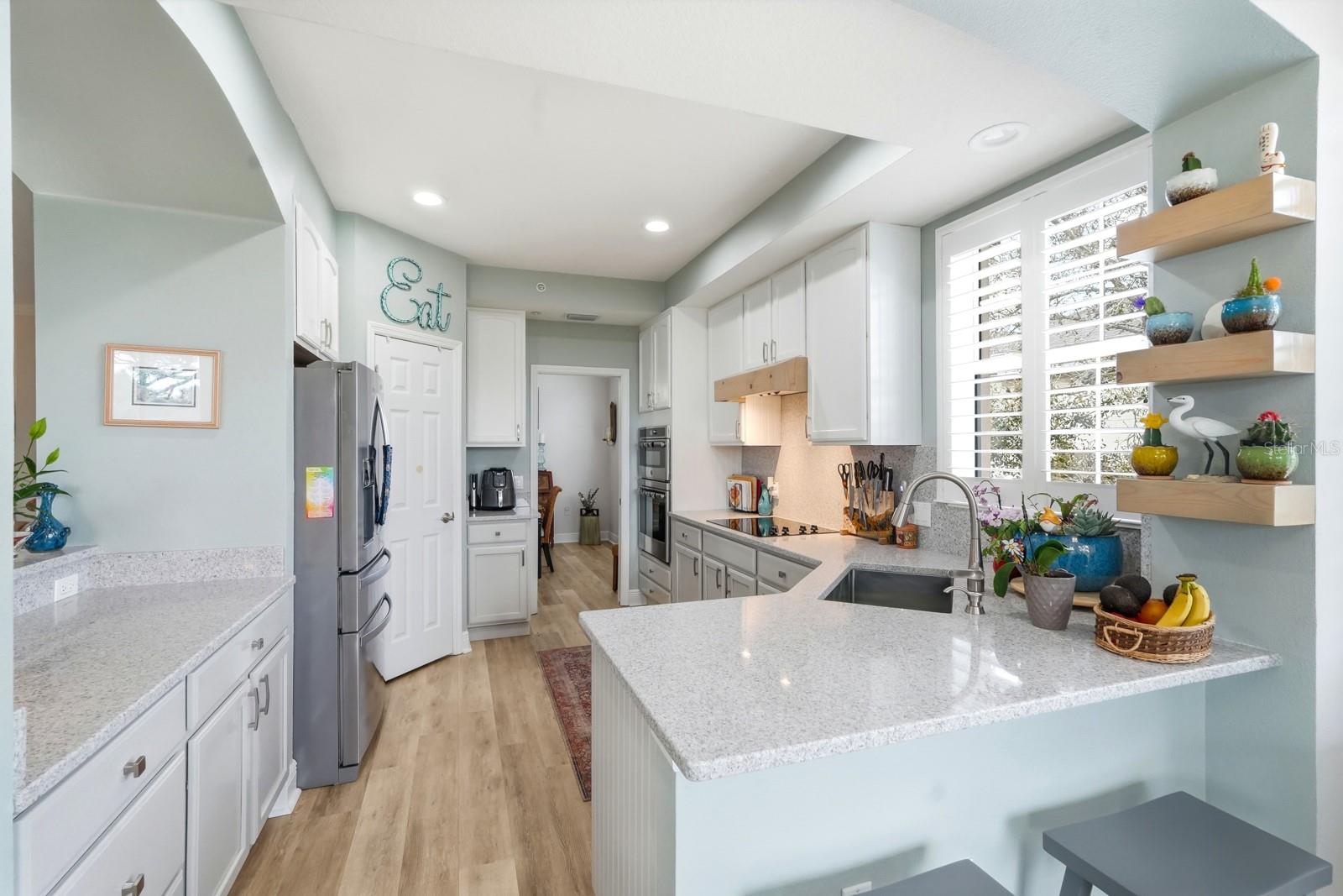 RIVERVIEW CONDOS/GRAND HAVEN - Residential