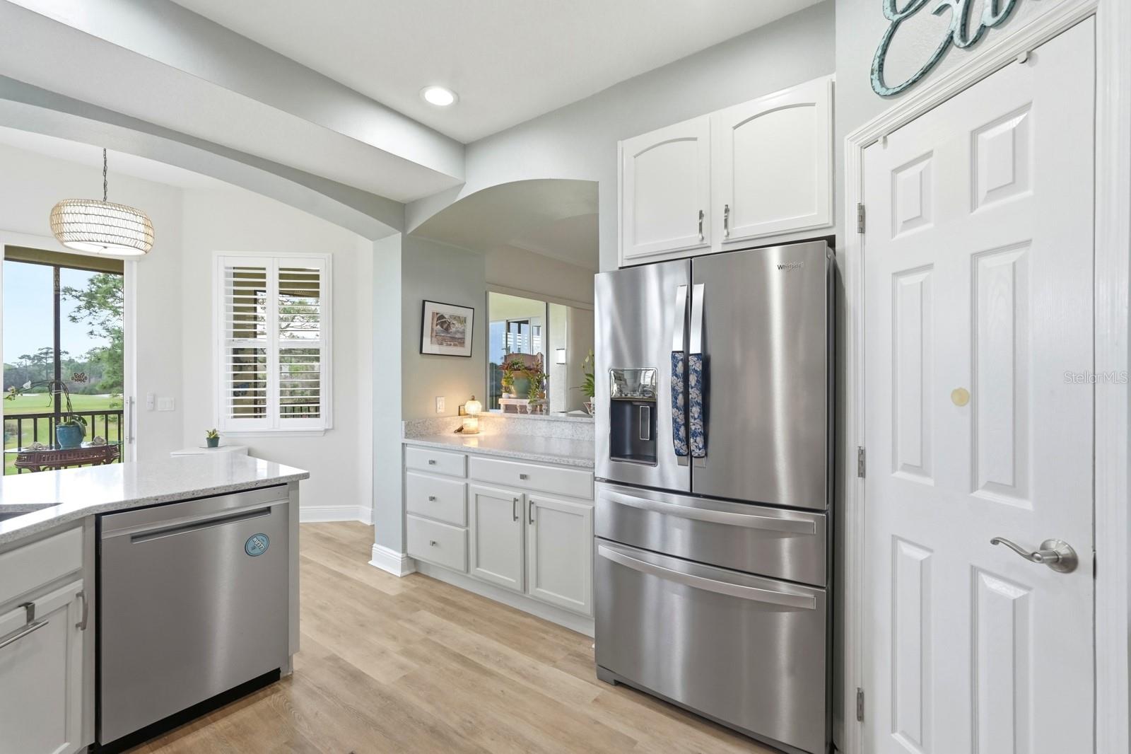 RIVERVIEW CONDOS/GRAND HAVEN - Residential