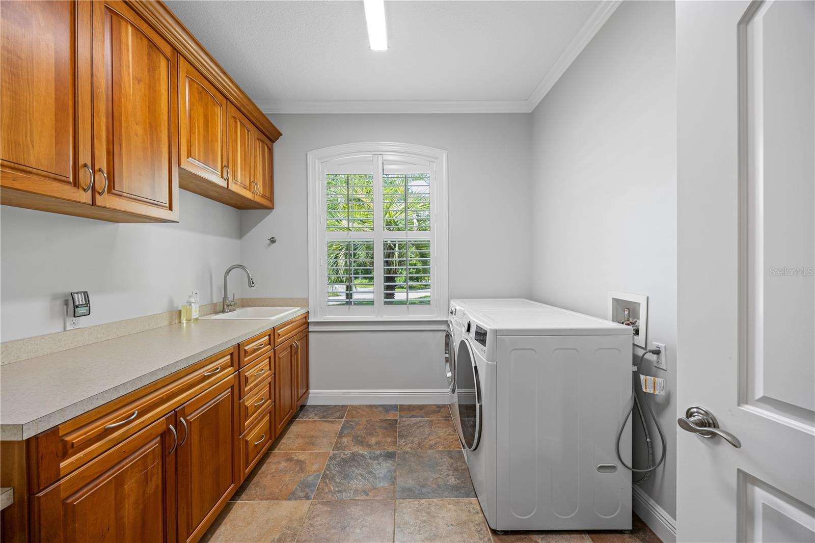 EDEN SHORES SEC 2 - Residential Lease