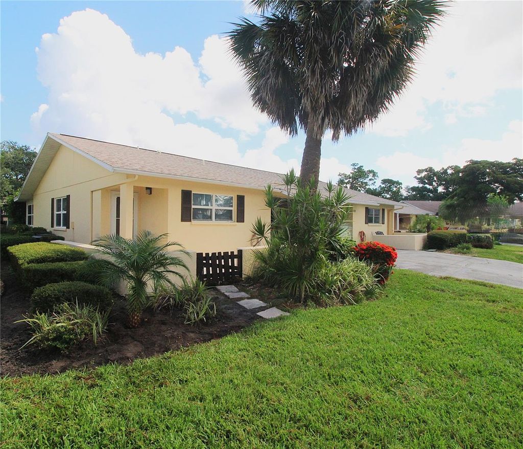 Photo of 390 301 Boulevard W #24D, Bradenton, FL 34205 (MLS # A4660002)