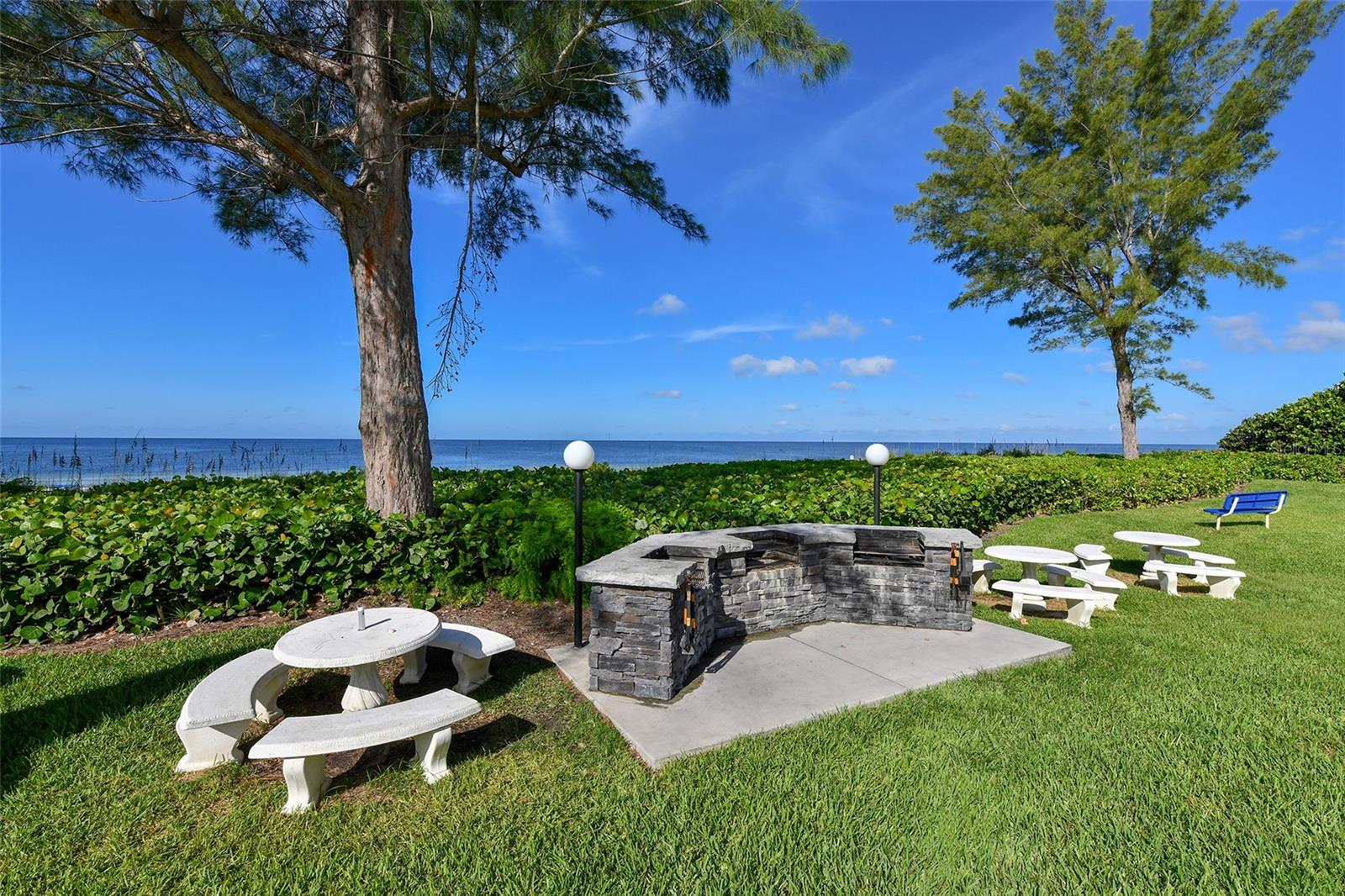 SAND CAY - Residential