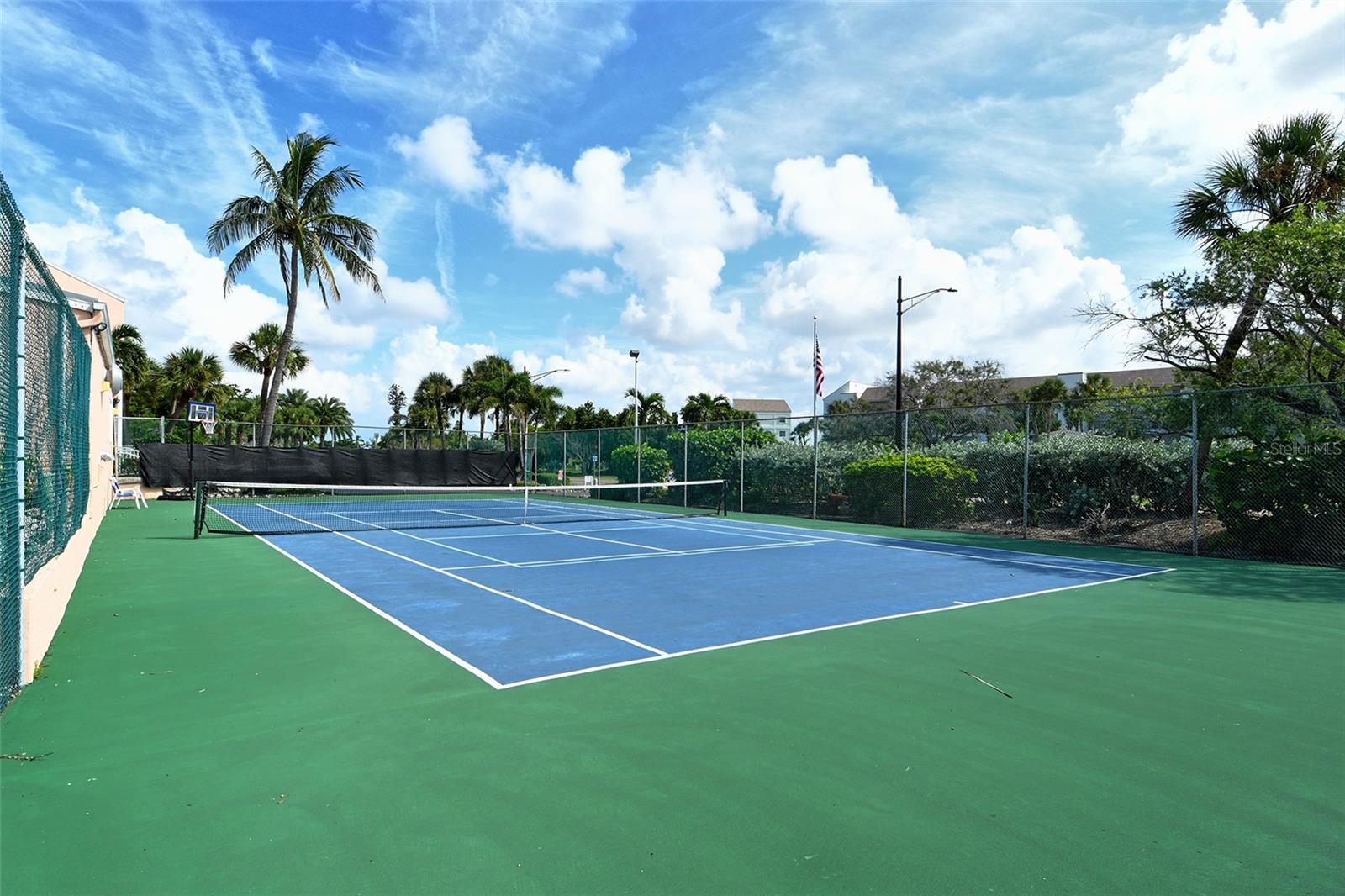 SAND CAY - Residential