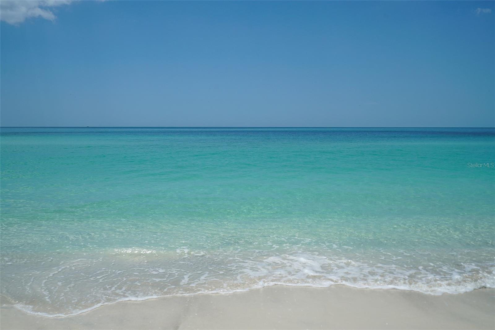 SAND CAY - Residential