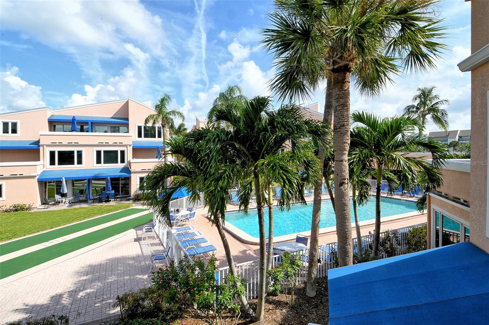 SAND CAY - Residential