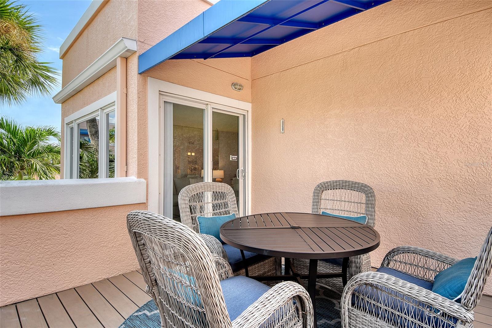 SAND CAY - Residential