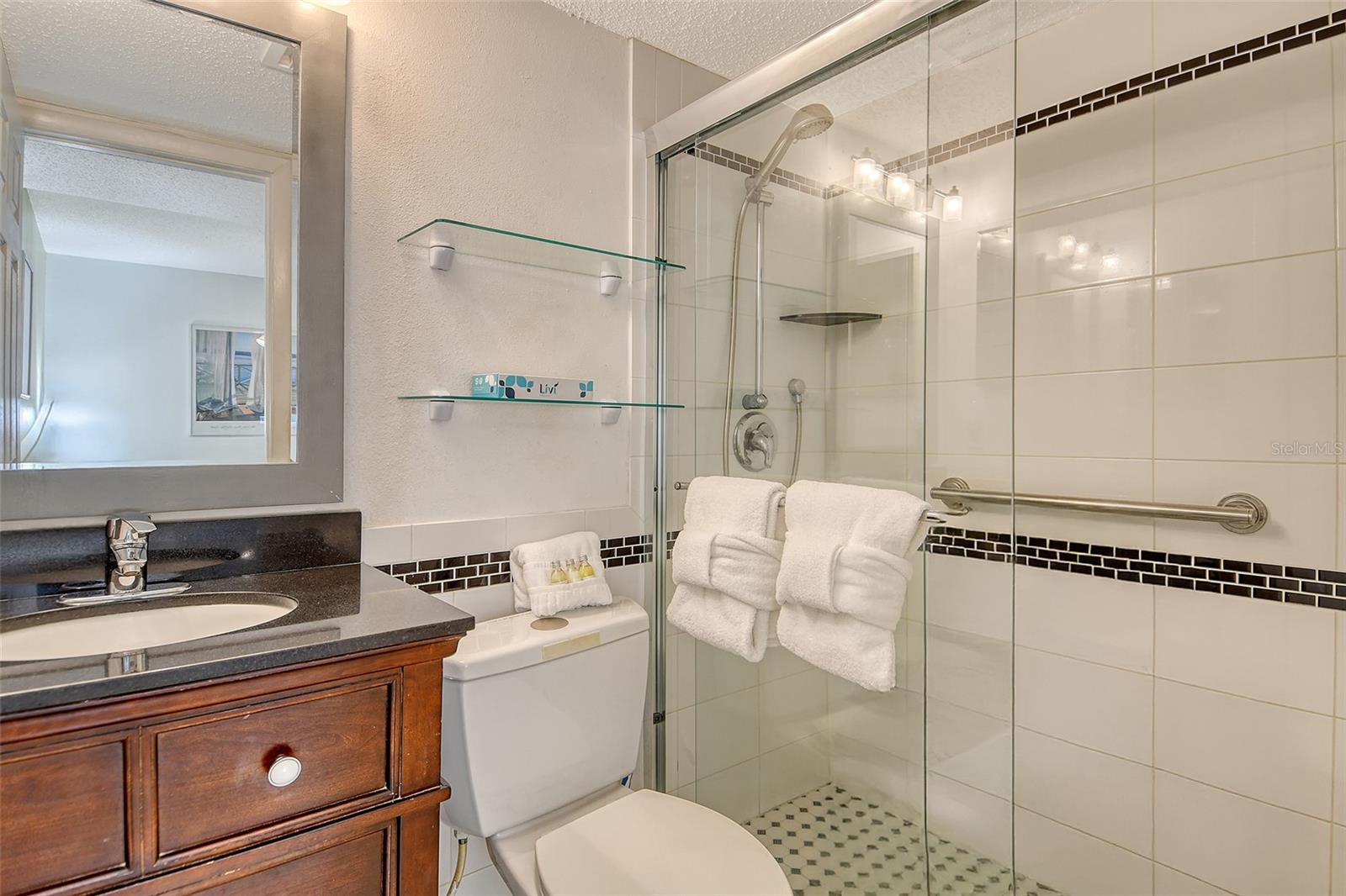 SAND CAY - Residential