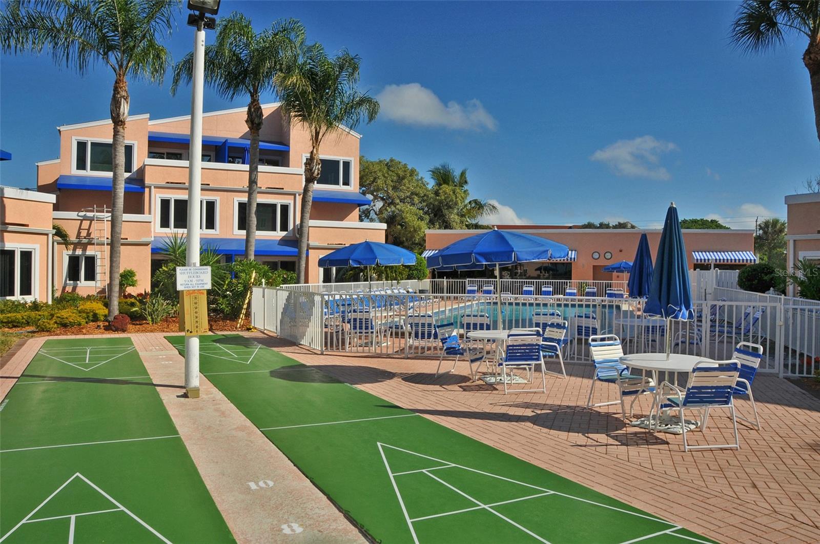 SAND CAY - Residential