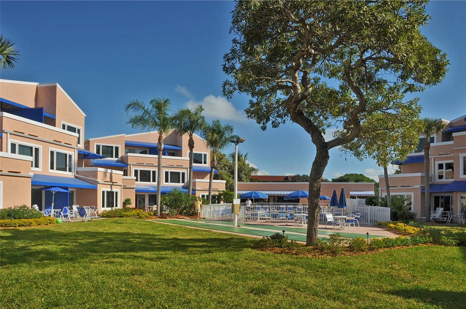 SAND CAY - Residential