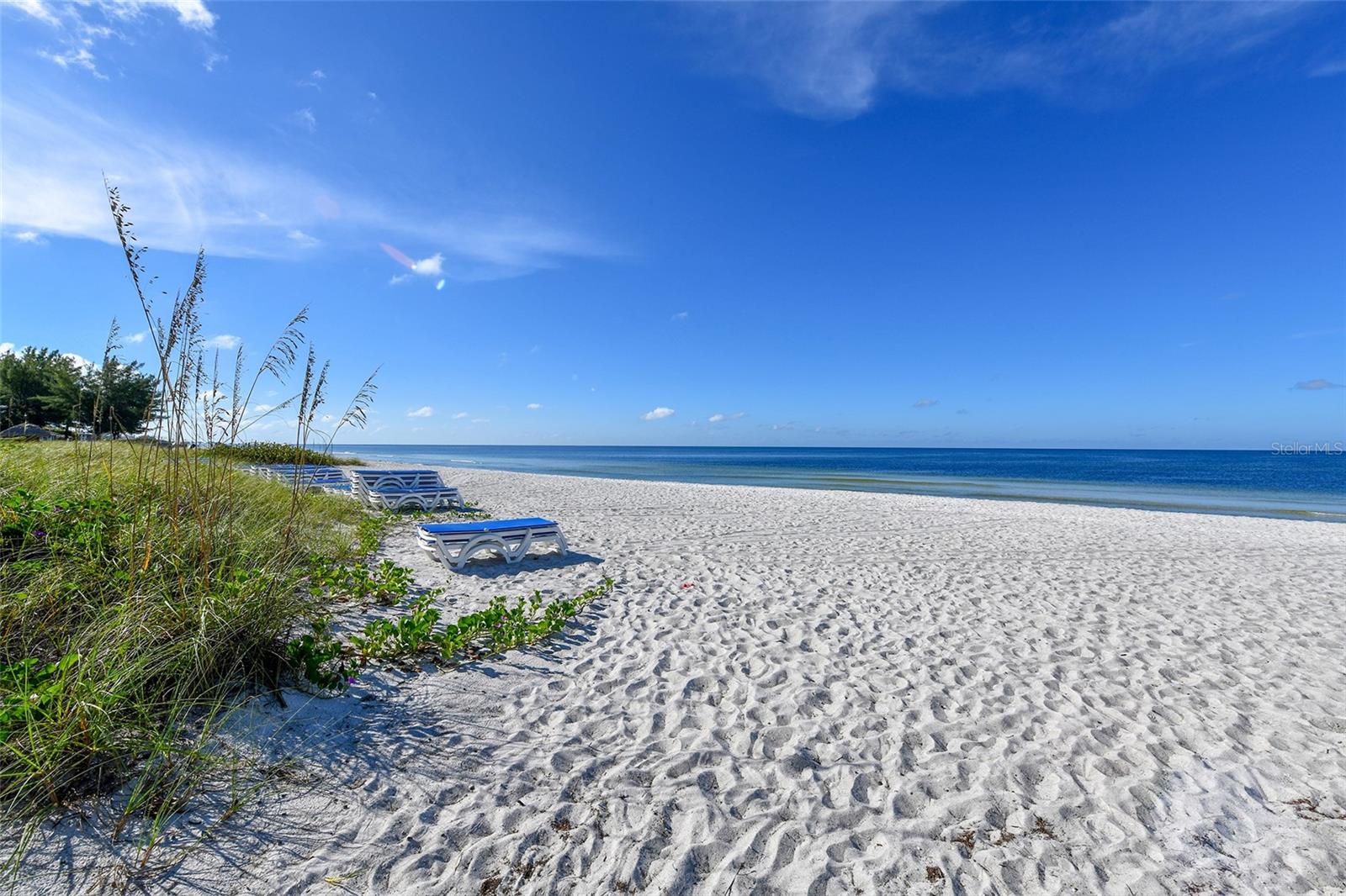 SAND CAY - Residential