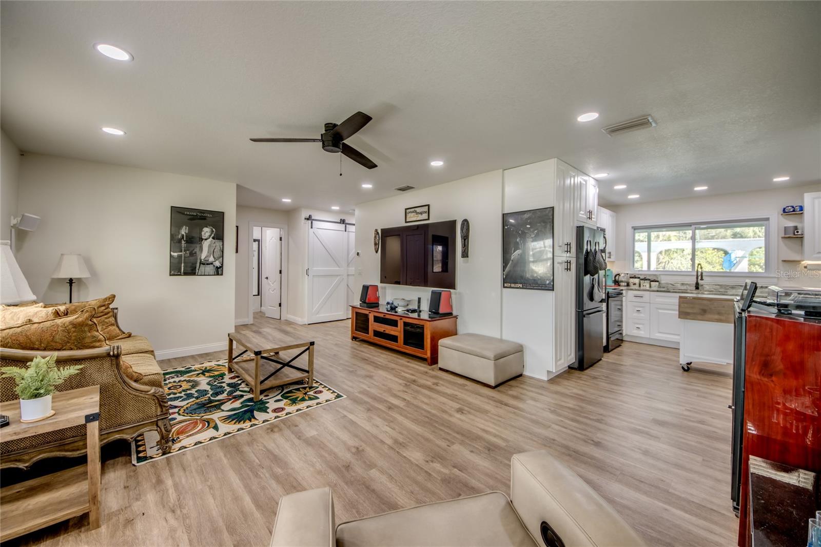 22212 LOCKPORT AVENUE