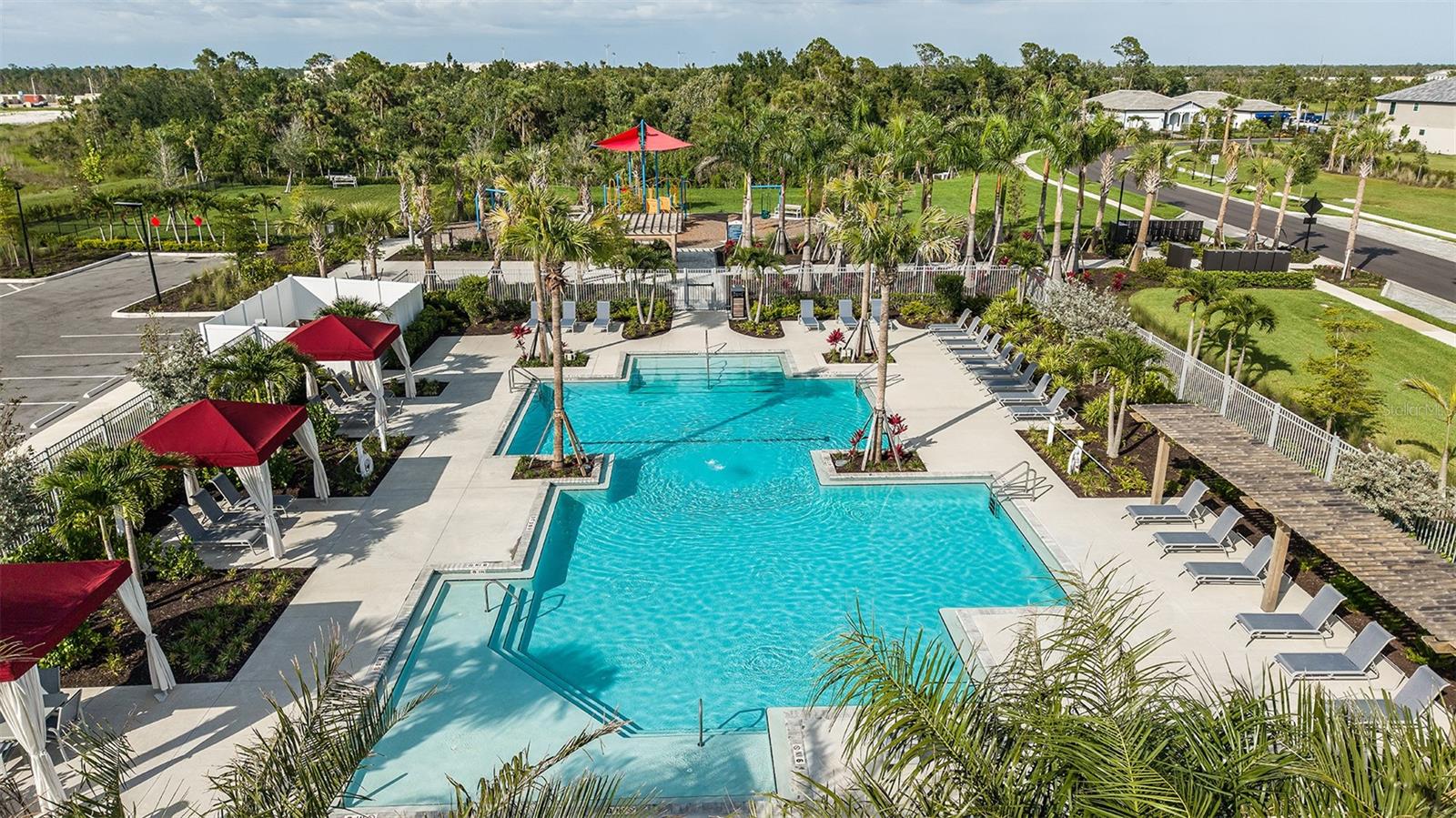 LAKESPUR AT WELLEN PARK - Residential