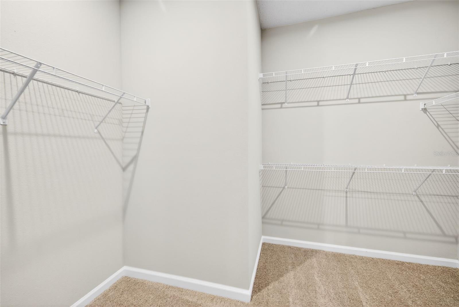 LAKESPUR AT WELLEN PARK - Residential