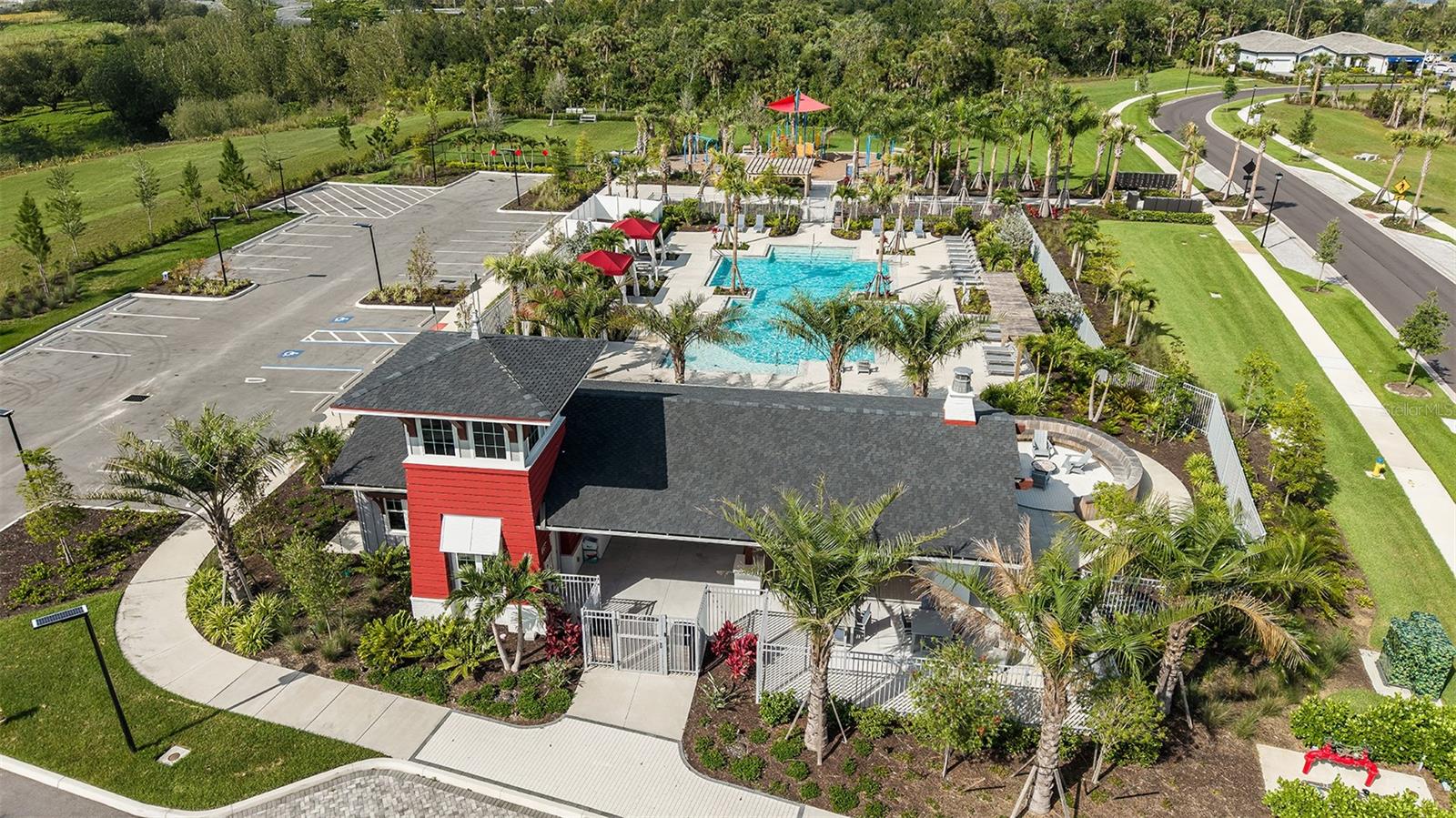 LAKESPUR AT WELLEN PARK - Residential