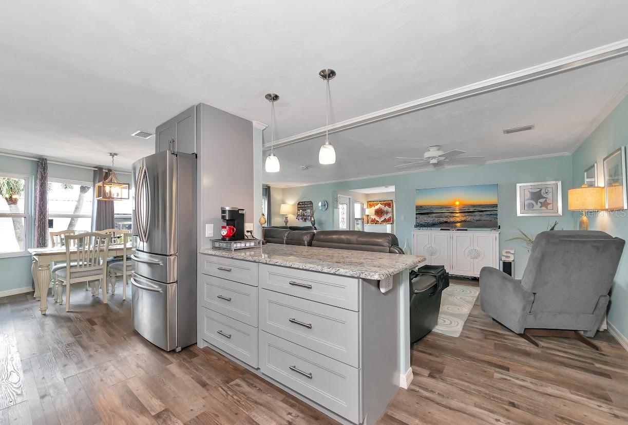 KINGS GATE CLUB MHP - Residential