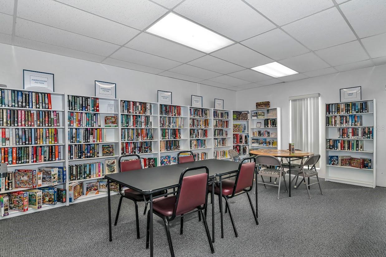 KINGS GATE CLUB MHP - Residential