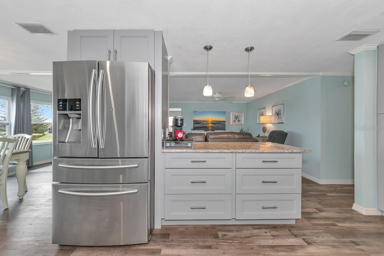 KINGS GATE CLUB MHP - Residential