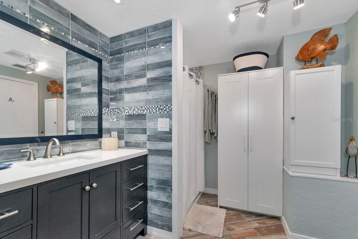 KINGS GATE CLUB MHP - Residential