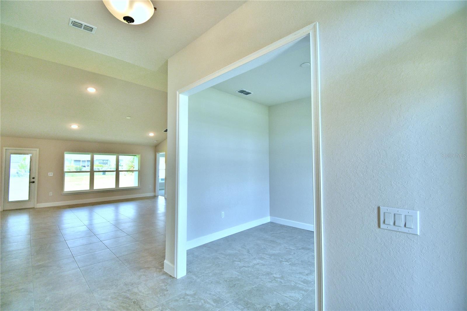 CADENCE CROSSING - Residential