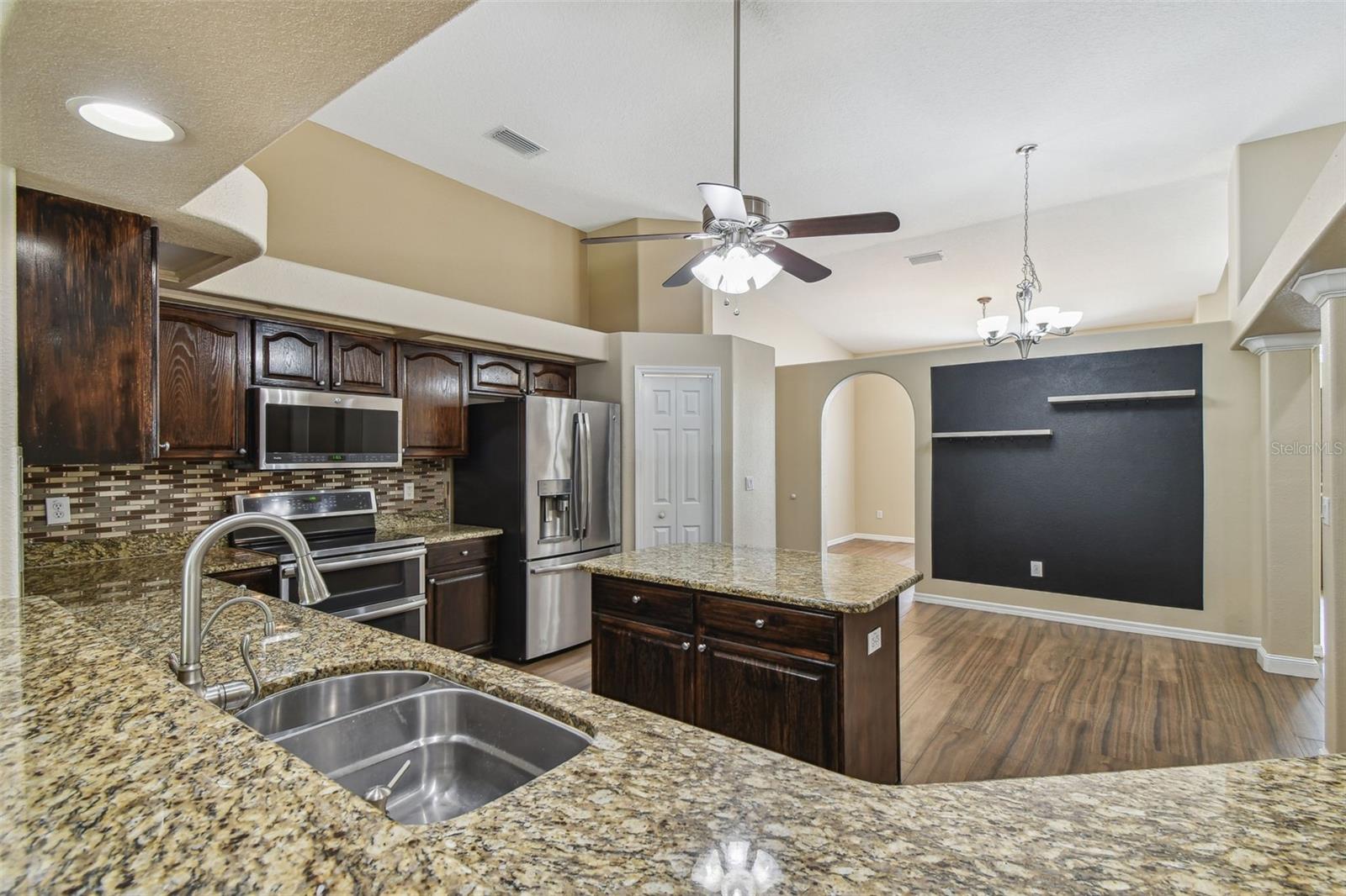 VILLAROSA PHASE G - Residential