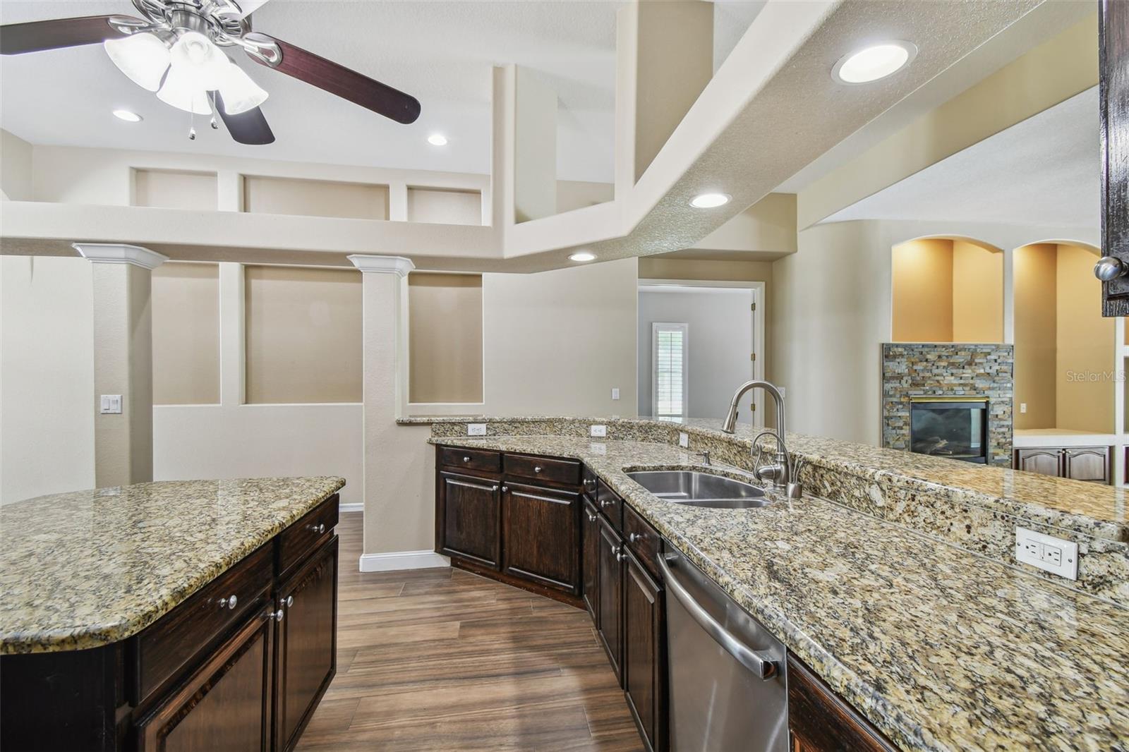 VILLAROSA PHASE G - Residential