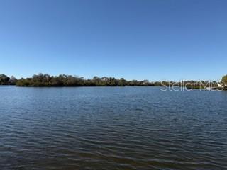 7127 PENINSULAR DRIVE