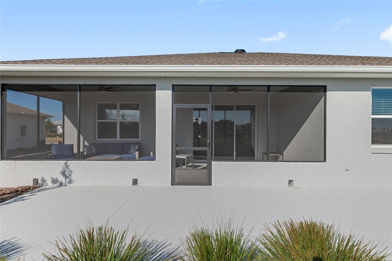 ON TOP OF THE WORLD - Residential