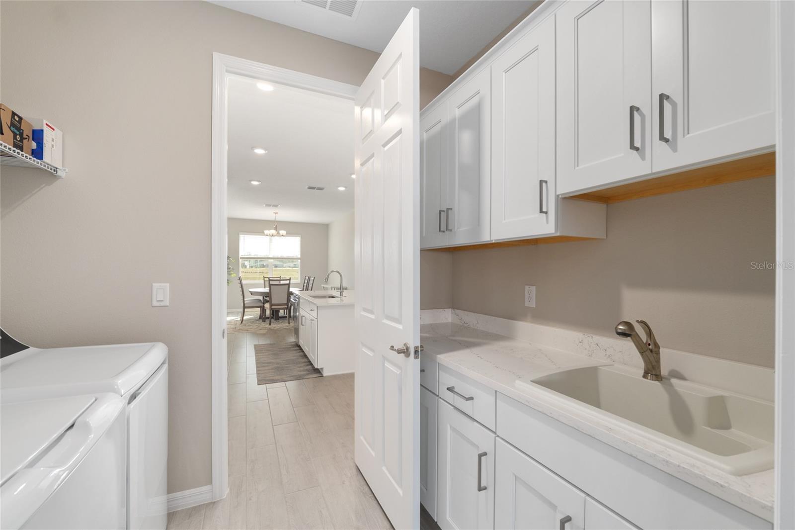 ON TOP OF THE WORLD - Residential