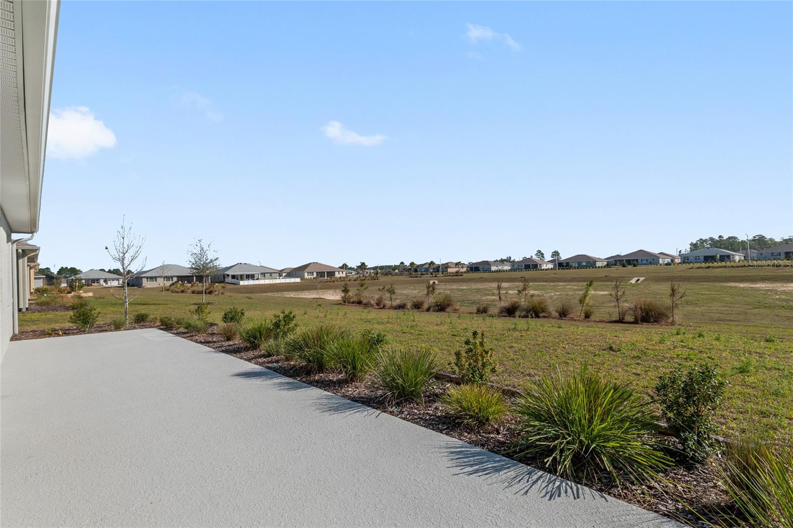 ON TOP OF THE WORLD - Residential