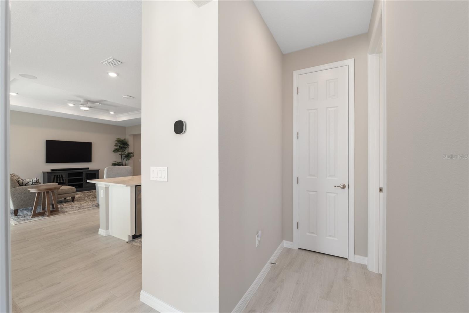 ON TOP OF THE WORLD - Residential