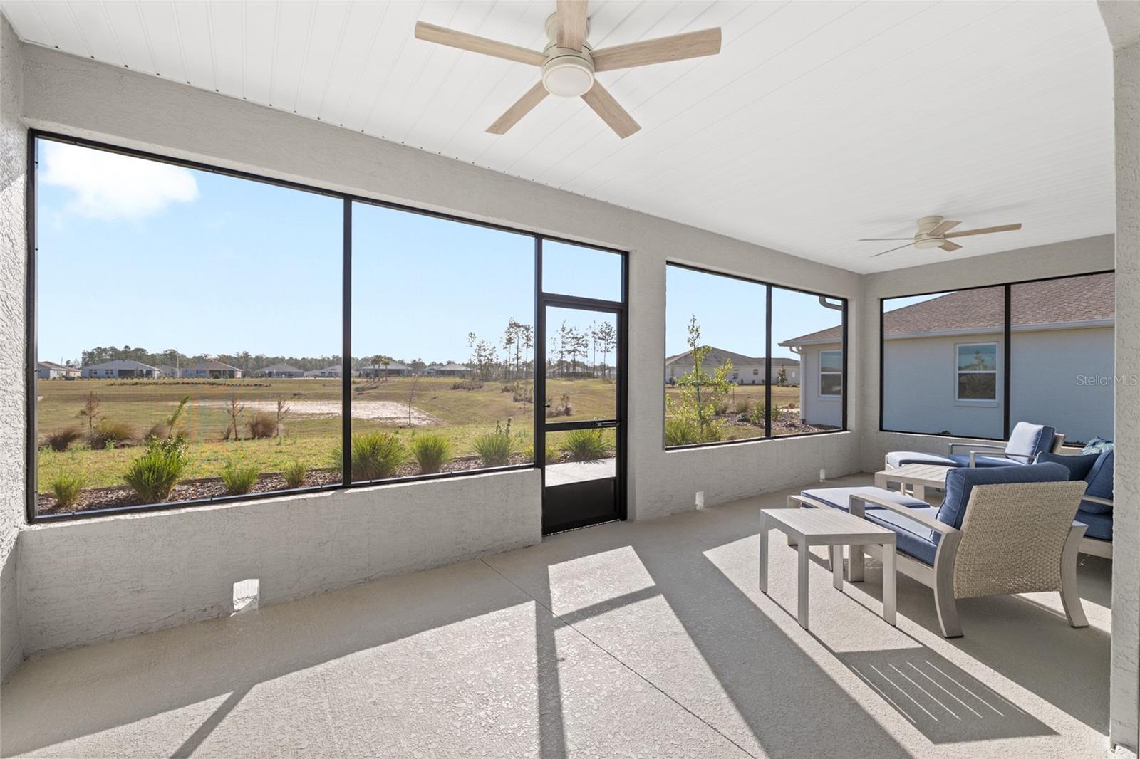 ON TOP OF THE WORLD - Residential