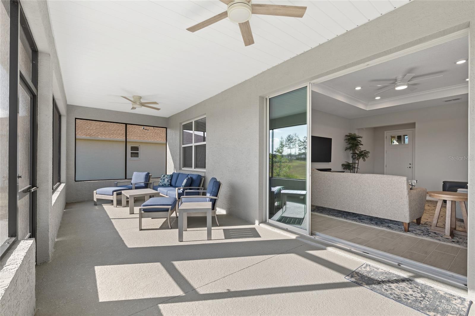 ON TOP OF THE WORLD - Residential