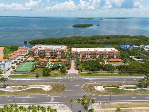 1695 PINELLAS BAYWAY S E4 TIERRA VERDE FL 33715
