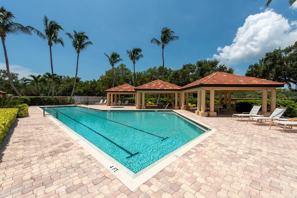 HIDDEN LAGOON AT ARROWHEAD POINT - Residential