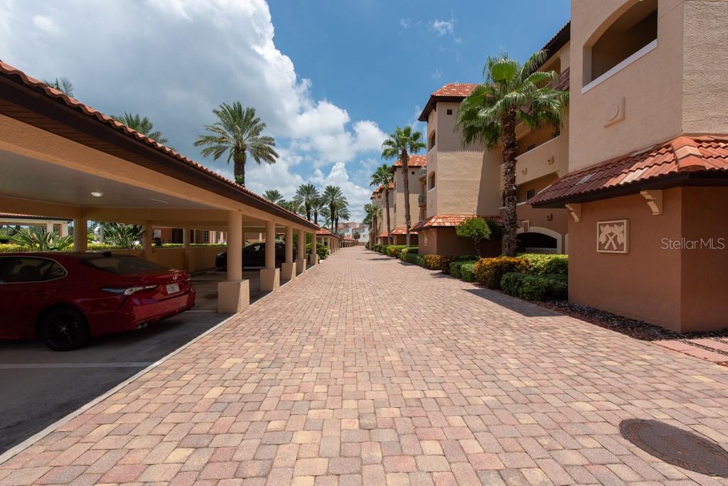 HIDDEN LAGOON AT ARROWHEAD POINT - Residential