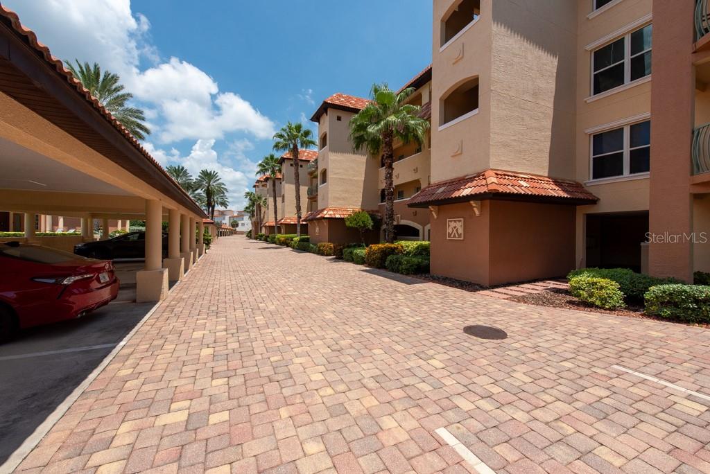 HIDDEN LAGOON AT ARROWHEAD POINT - Residential