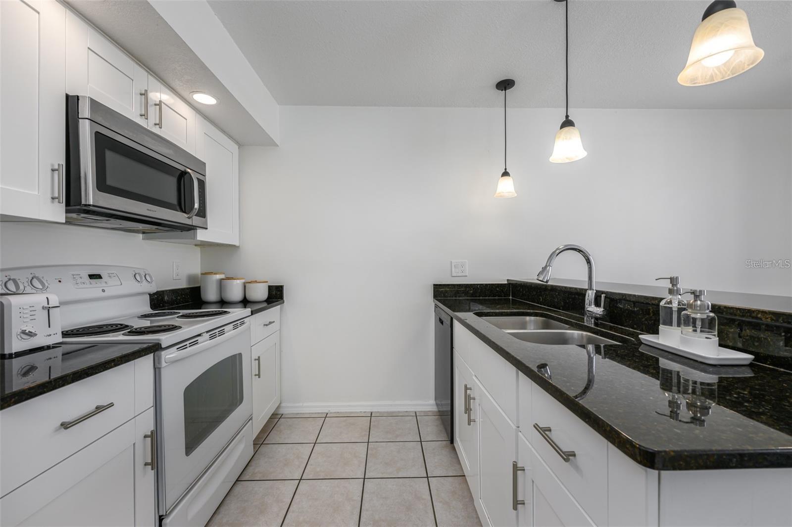 CEDARWOOD VILLAGE 1 - Residential